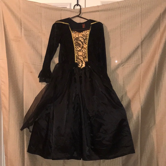 Children’s Medieval Gown- Costume - Picture 1 of 6